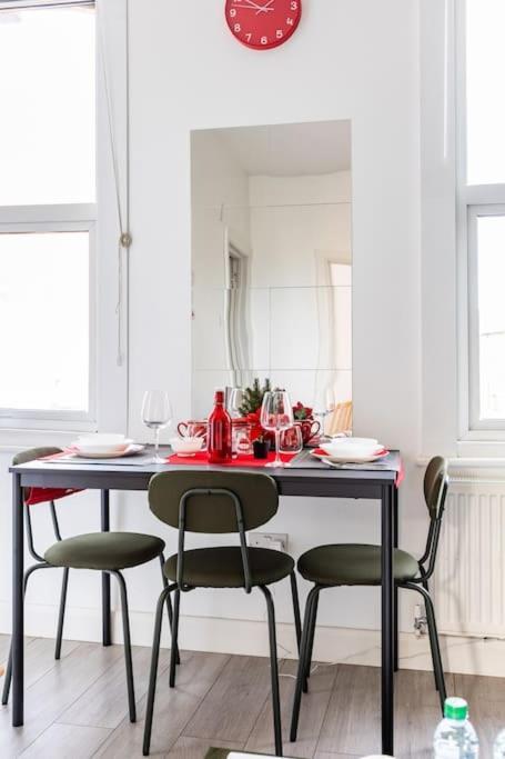 Parkside Stay North London - Victoria Line Extérieur photo